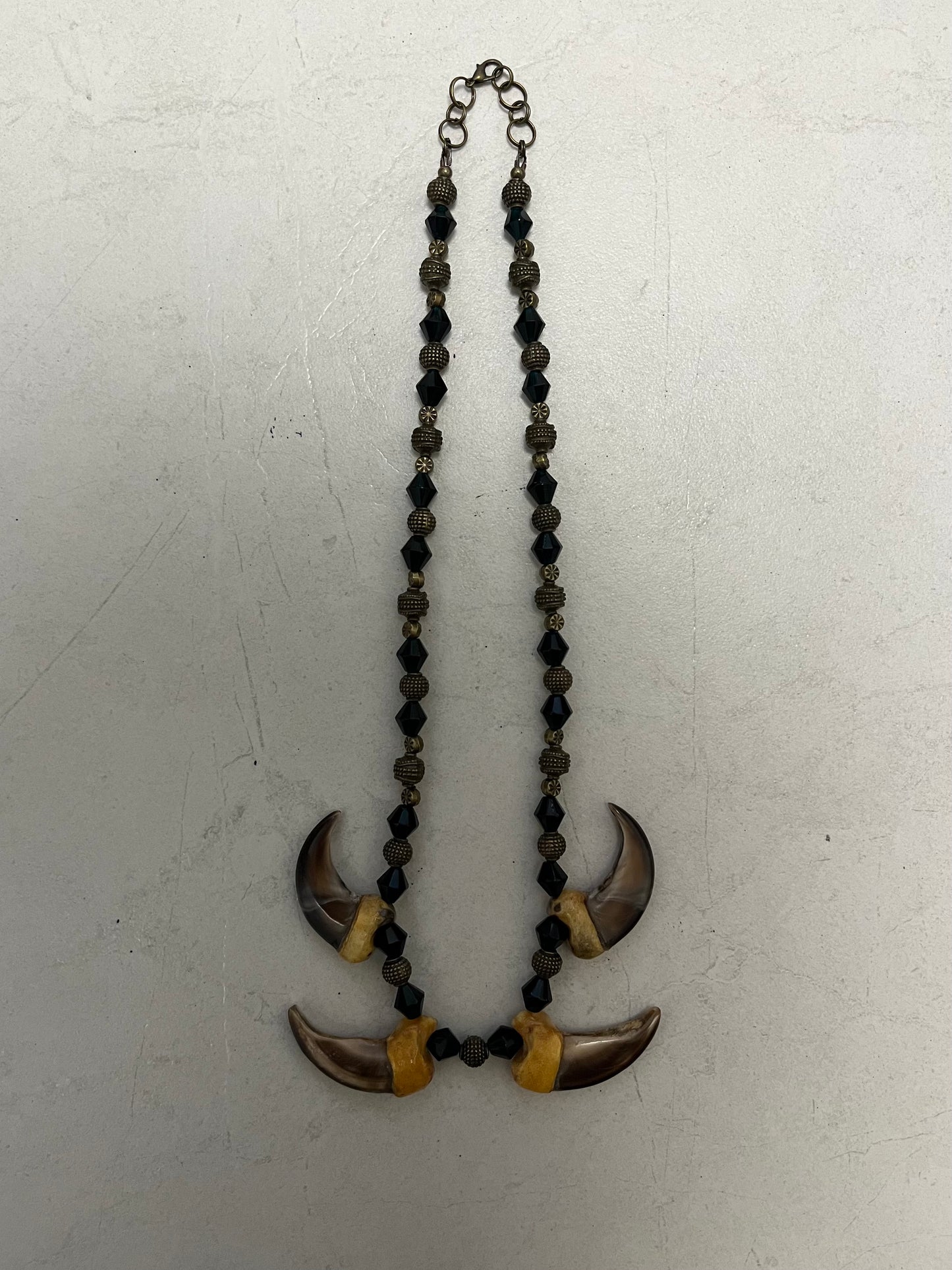 4 Bear Claws Necklace